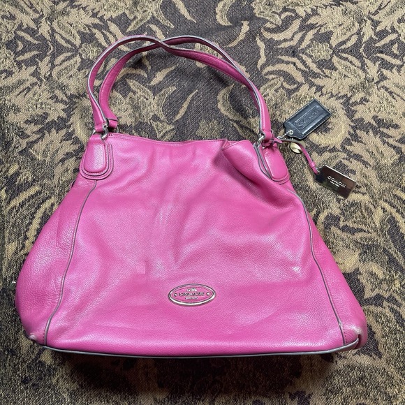 Coach Edie 31 Pebbled Fuchsia Leather Shoulder Bag Turn Lock Hobo - Picture 1 of 15